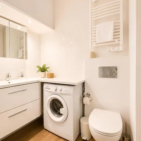 Charming And Cozy 1 Bedroom Close To Monaco בית נופש